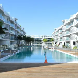https://residencial-las-olas.tenerifehoteles.net